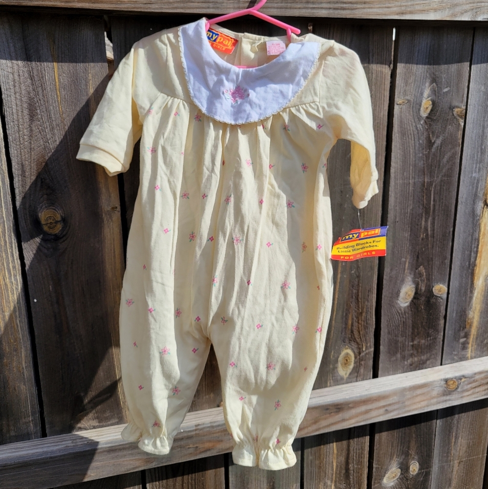 VTG 90s Girls Romper 6-9 Month Yellow Lace Floral NWT Cottagecore Ruffles
